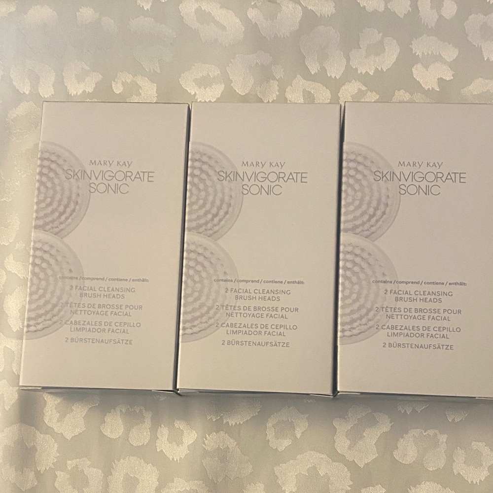 Mary Kay Skinvigorate Sonic Facial Cleansing Brush - Cream